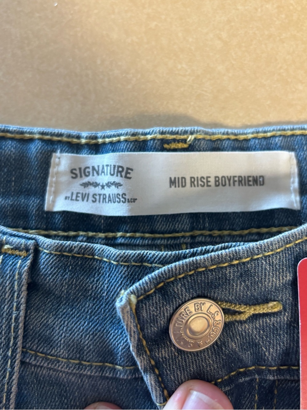 Signature by Levi Strauss Medium Blue Women's Straight Leg Distressed Jeans - Picture 5 of 6